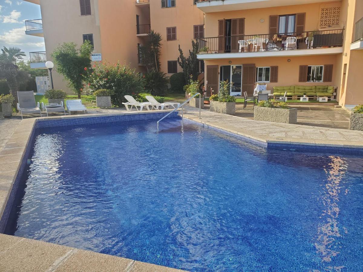 Blick Auf Atalaya Apartment Port de Pollenca Bagian luar foto